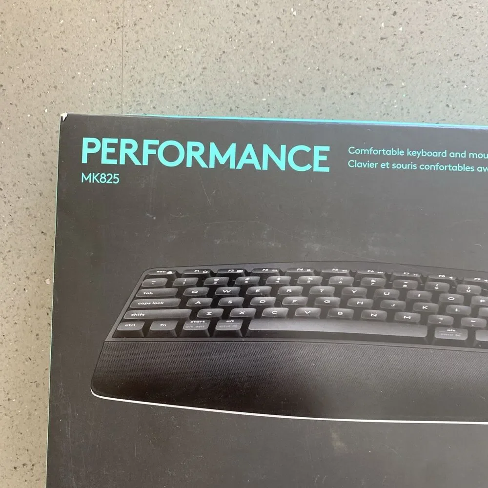 Logitech MK825 Performance Wireless Keyboard (K850) and Mouse (M585) Combo